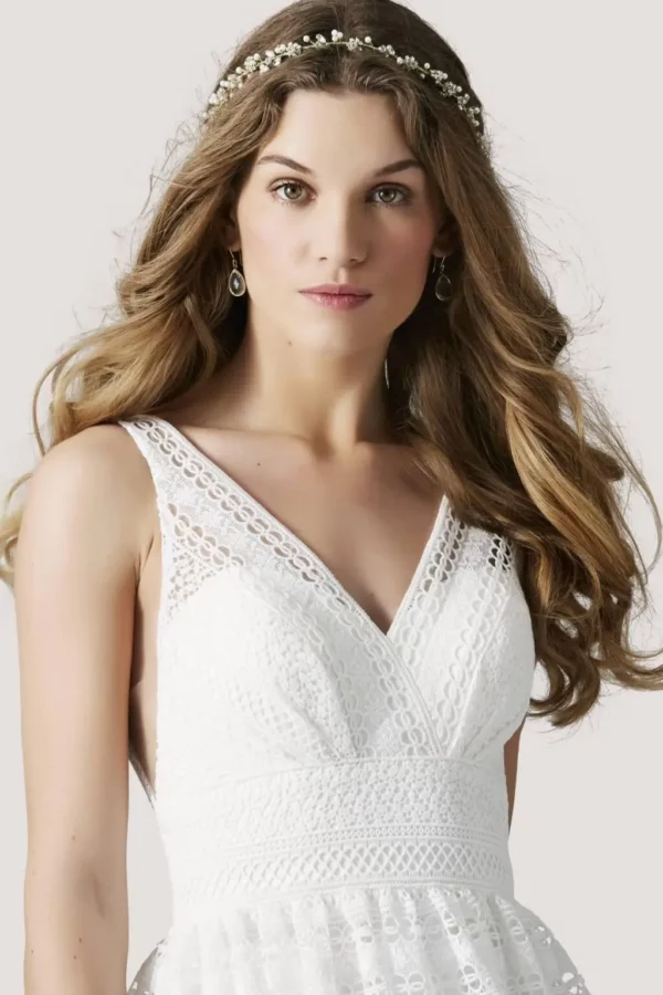 08-3970 Lilly Wedding Dress