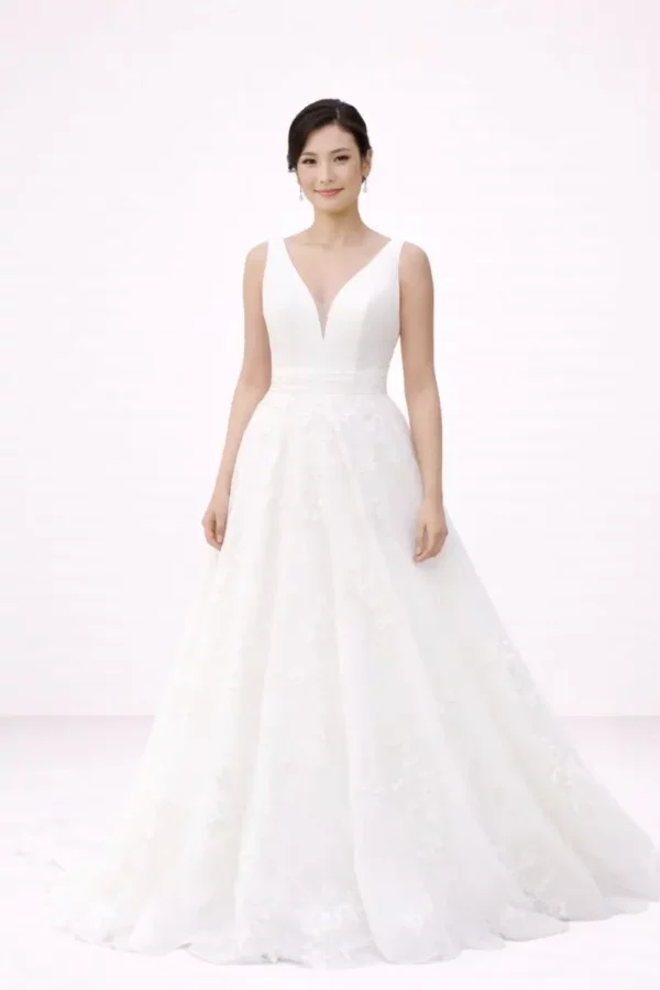 Savannah W395 True Bride wedding dress virtual dressing room