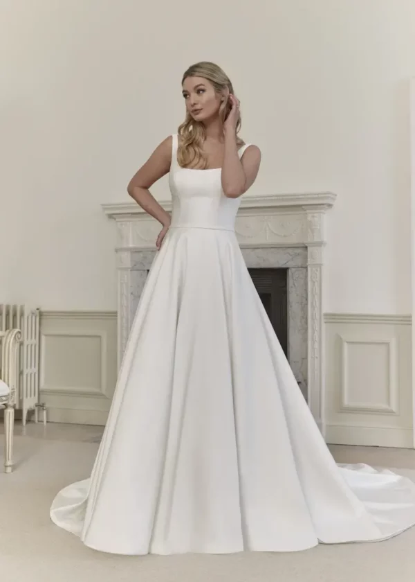 Romantica of Devon Bonnie wedding dress