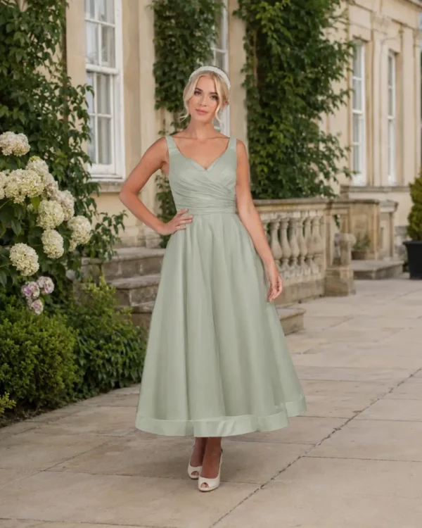 front cut out bodycon dress Cutout Embellished – Ashley Stewart Quantity:Bride + 5 Bridesmaid Hangers new_1080d Champagne Plus Size Glamlora 33.5 Waist