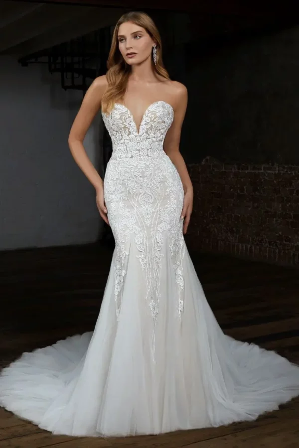 Mark Lesley 7533 off the paeg wedding dress