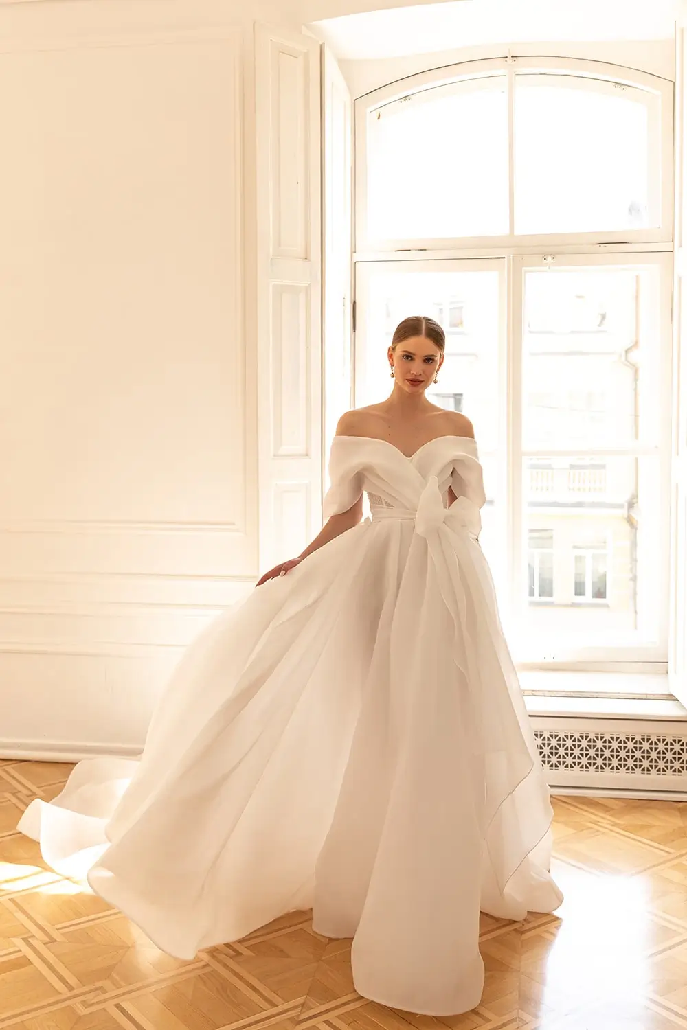 Front view of Eva Lendel Darling wedding dress