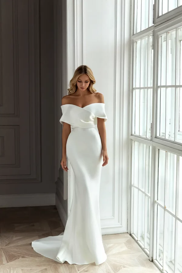 Eva Lendel Jess wedding dress front