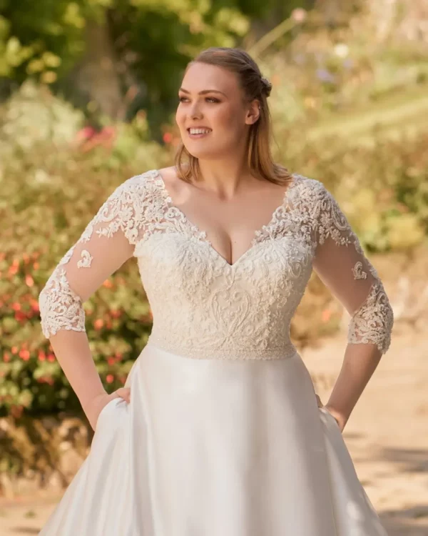 Envy by Phoenix Eleanor PH8038 wedding dress front detail