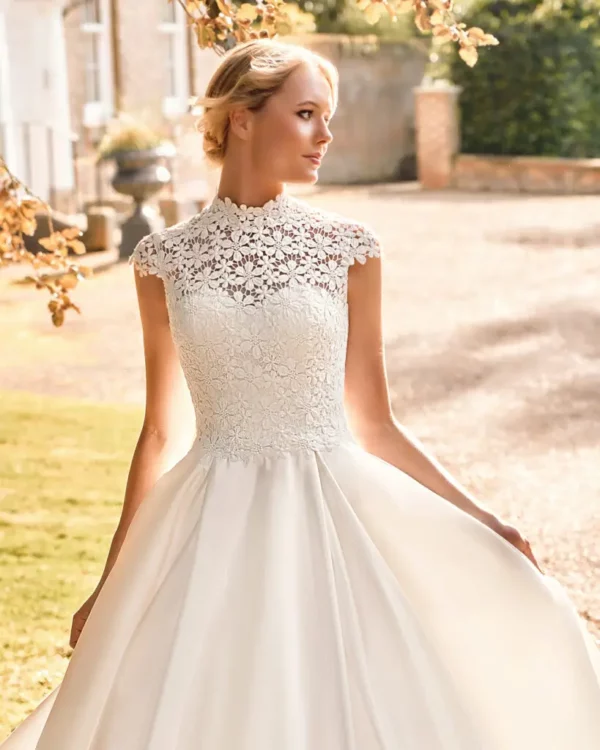 Phoenix Gowns Phoebe PH1004 wedding dress front