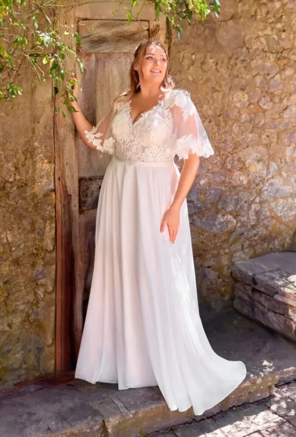 Envy by Phoenix Ellie PH7012 wedding dress