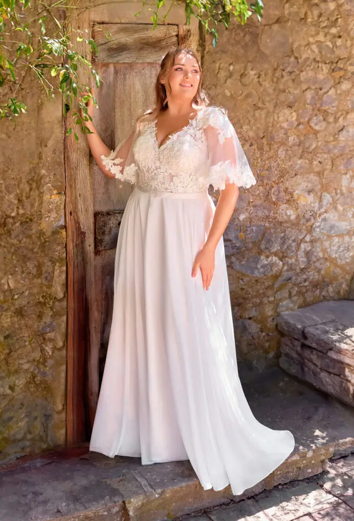 Envy by Phoenix Ellie PH7012 wedding dress