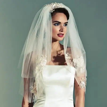 Tenby Floral and Diamante Veil front