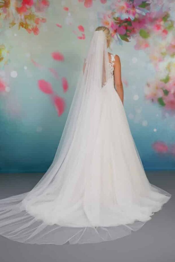 VW083 Statement Glitter Tulle Veil
