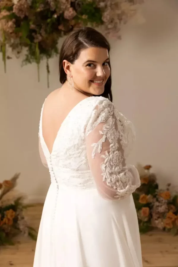 Leonora TC-W481 True Curves wedding dress back detail