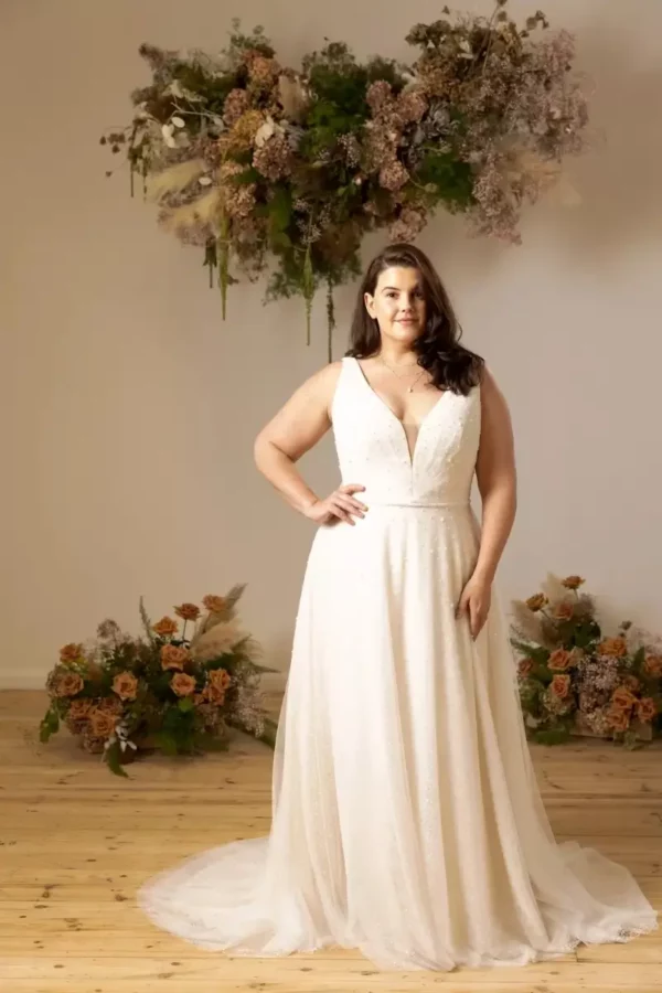 Allegra TC-W486 True Curves wedding dress