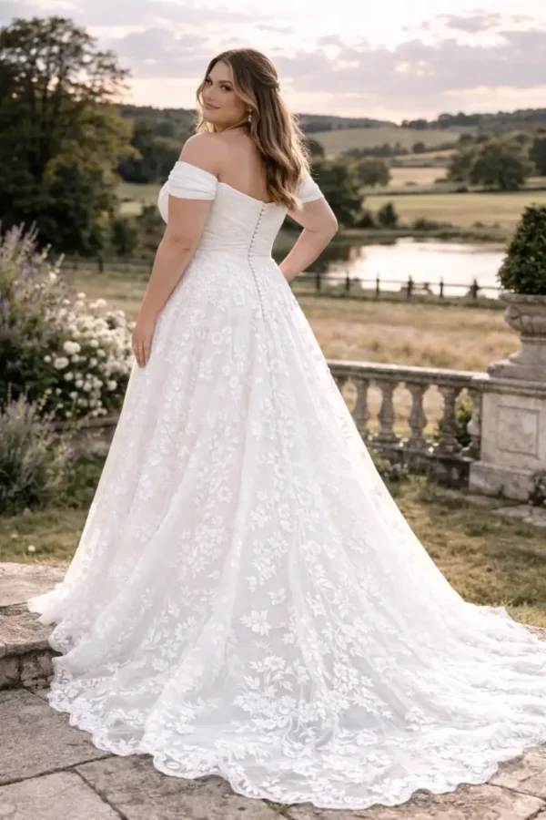 PH8263 Phoenix Gownd Wedding Dress back