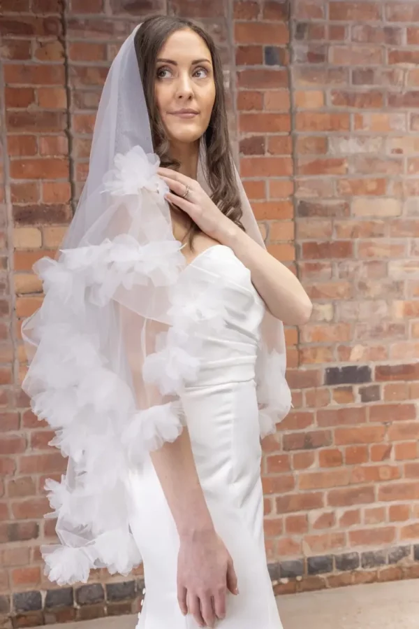 PBV9069 The Perfect Brial Company Veil detail
