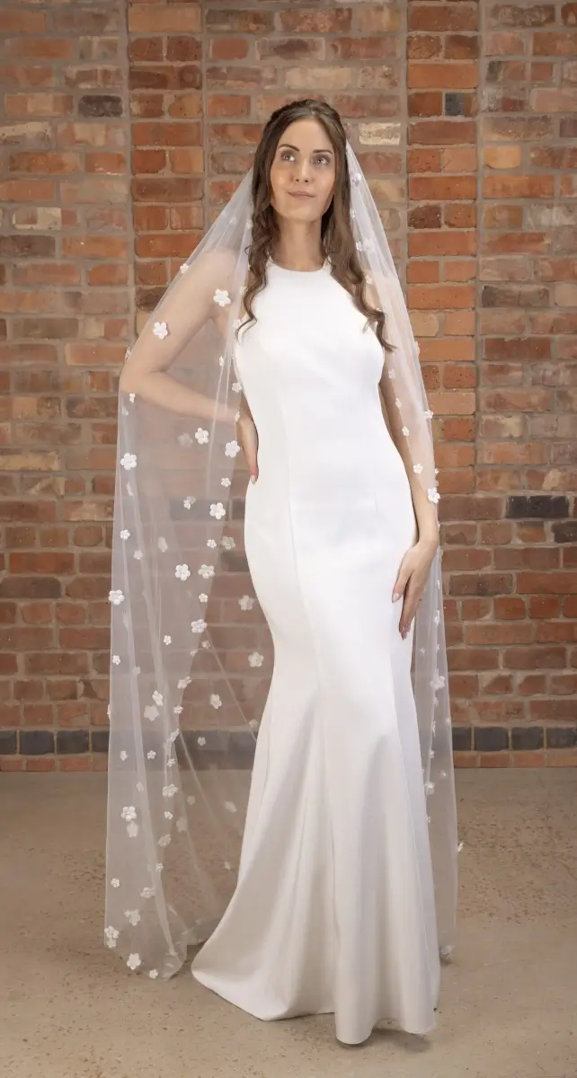 The Perfect Bridal Company PBV9032 3D Flower Scatter Veil