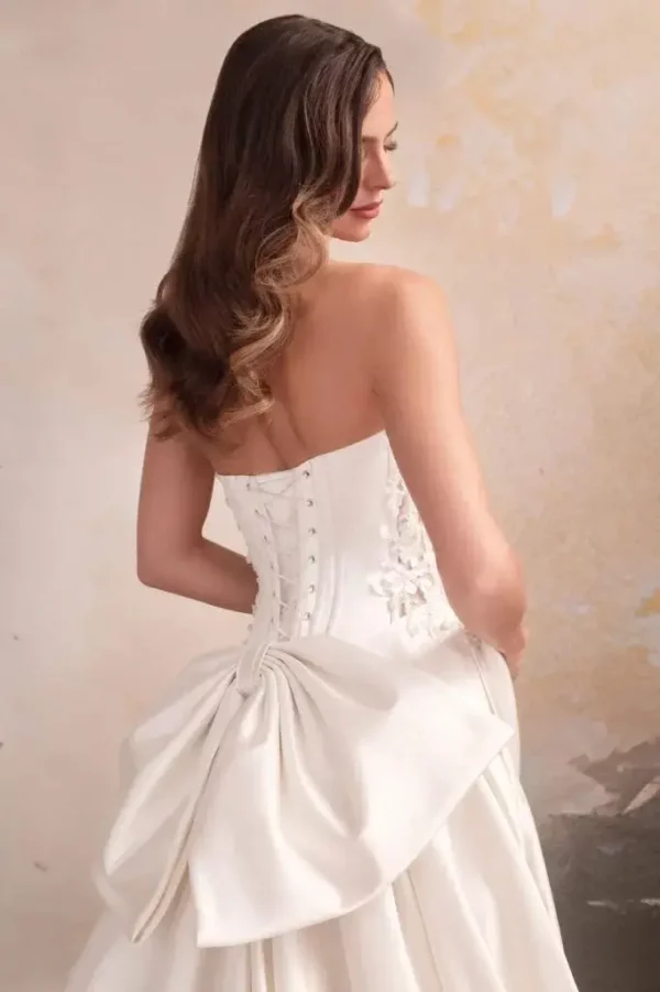 Astrid DSC002 Donna Salado Bridal Couture