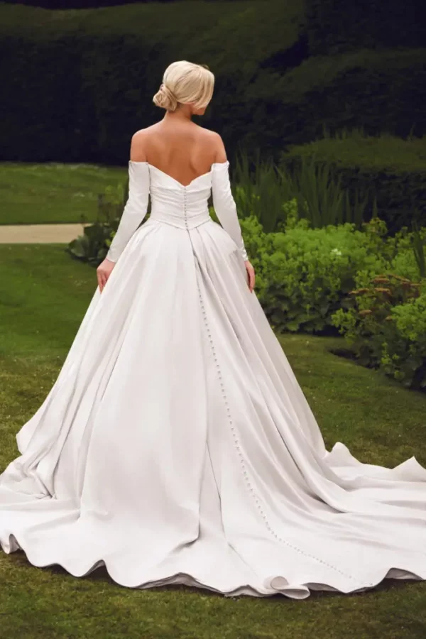 Ruby PH1058 Phoenix Gowns