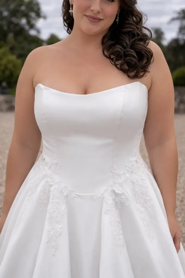Romantica of Devon Lake wedding dress front detail