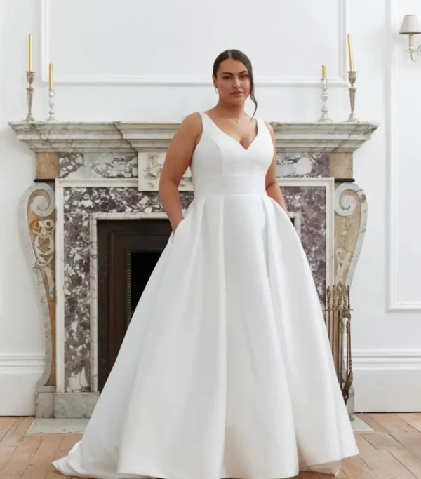 Ashby Curve Romantica of Devon