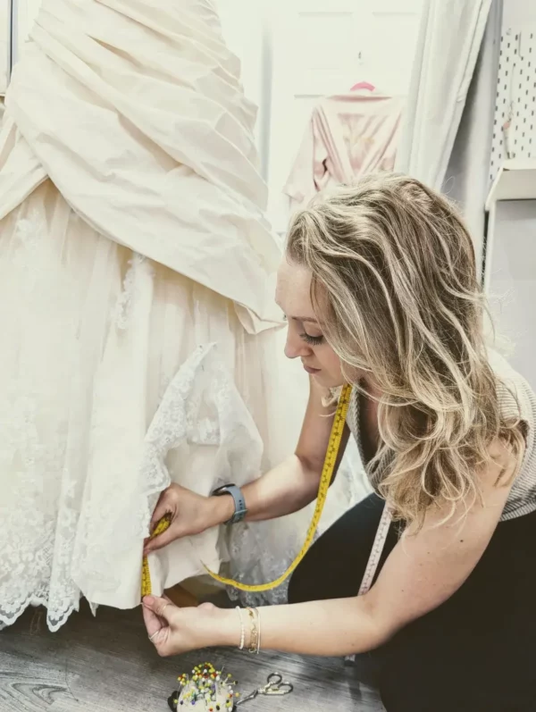 Aim&eacute;e&rsquo;s Alterations (North Yorkshire)