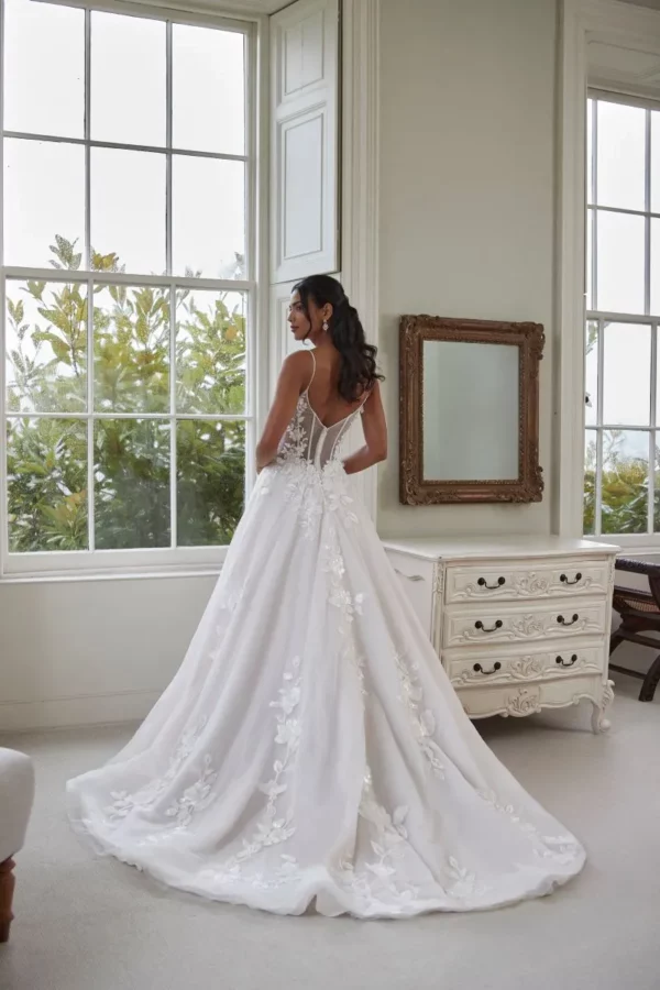 Elspeth Romantica of Devon